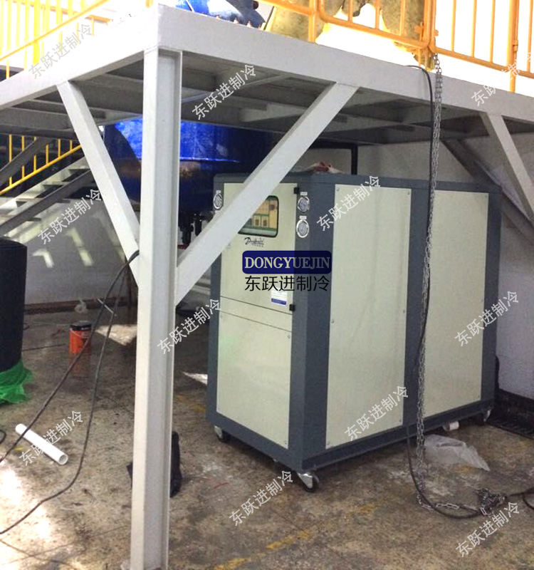 陽極氧化冷水機(jī) 陽極氧化冷水機(jī)