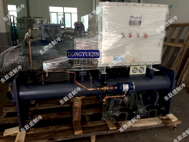 水冷低溫螺桿式冷水機 水冷低溫螺桿式冷水機